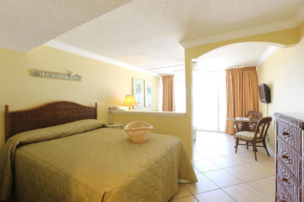 Barefoot Beach Club St. Pete Beach Exterior foto