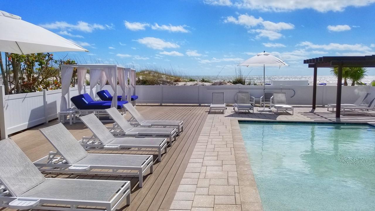 Barefoot Beach Club St. Pete Beach Exterior foto