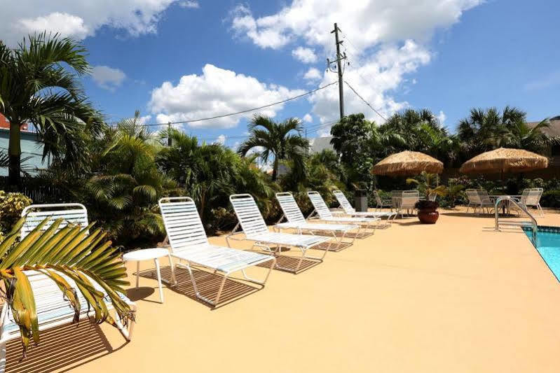 Barefoot Beach Club St. Pete Beach Exterior foto